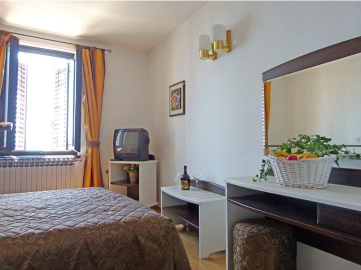 קריקווניצה Hotel Kastel מראה חיצוני תמונה