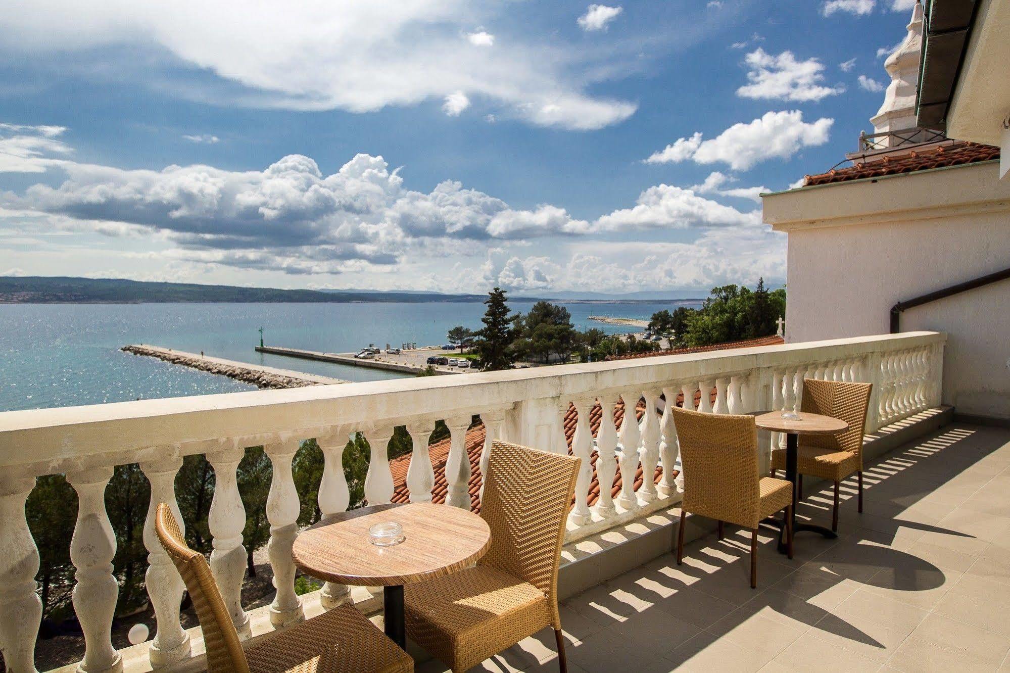 קריקווניצה Hotel Kastel מראה חיצוני תמונה